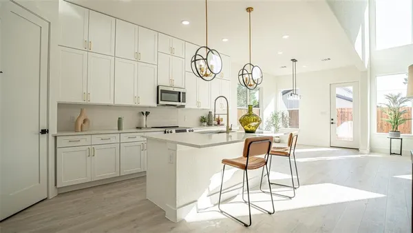 $1,050,000 | 5634-5702 Barkridge & Van Horn Drive, Granbury, TX 76048