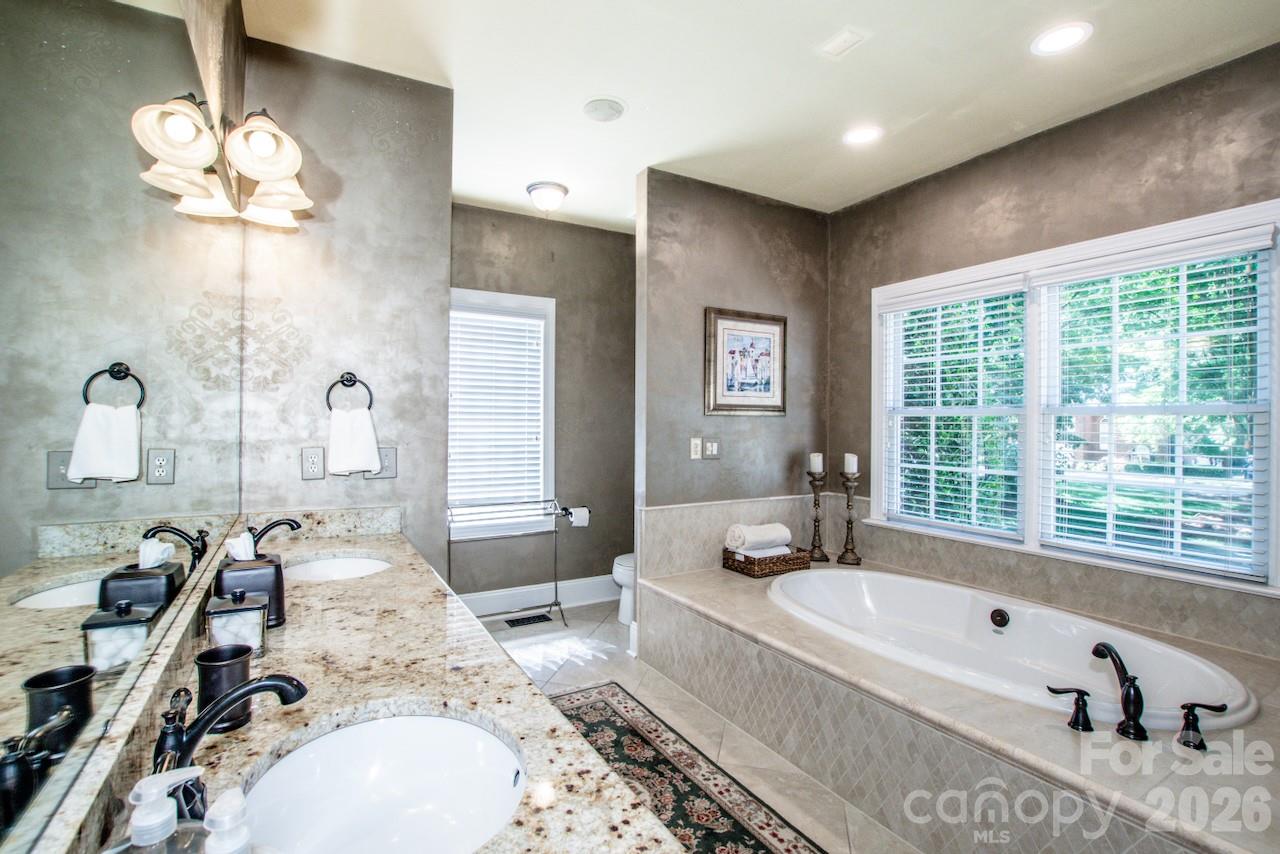 19568 Meta Road Cornelius, NC 28031 - Photo 20 of 48 Gallery Image 20