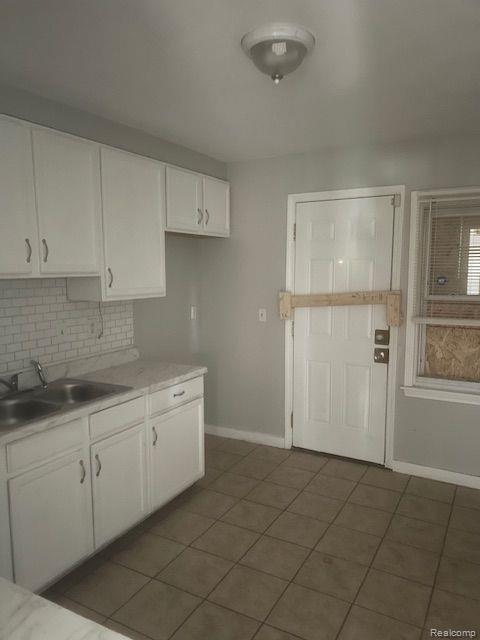 18757-59 Kelly Road Detroit, MI 48224 - Photo 10 of 14