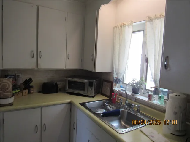 $145,500 | 452 West Avenue, Arcadia, NY 14513