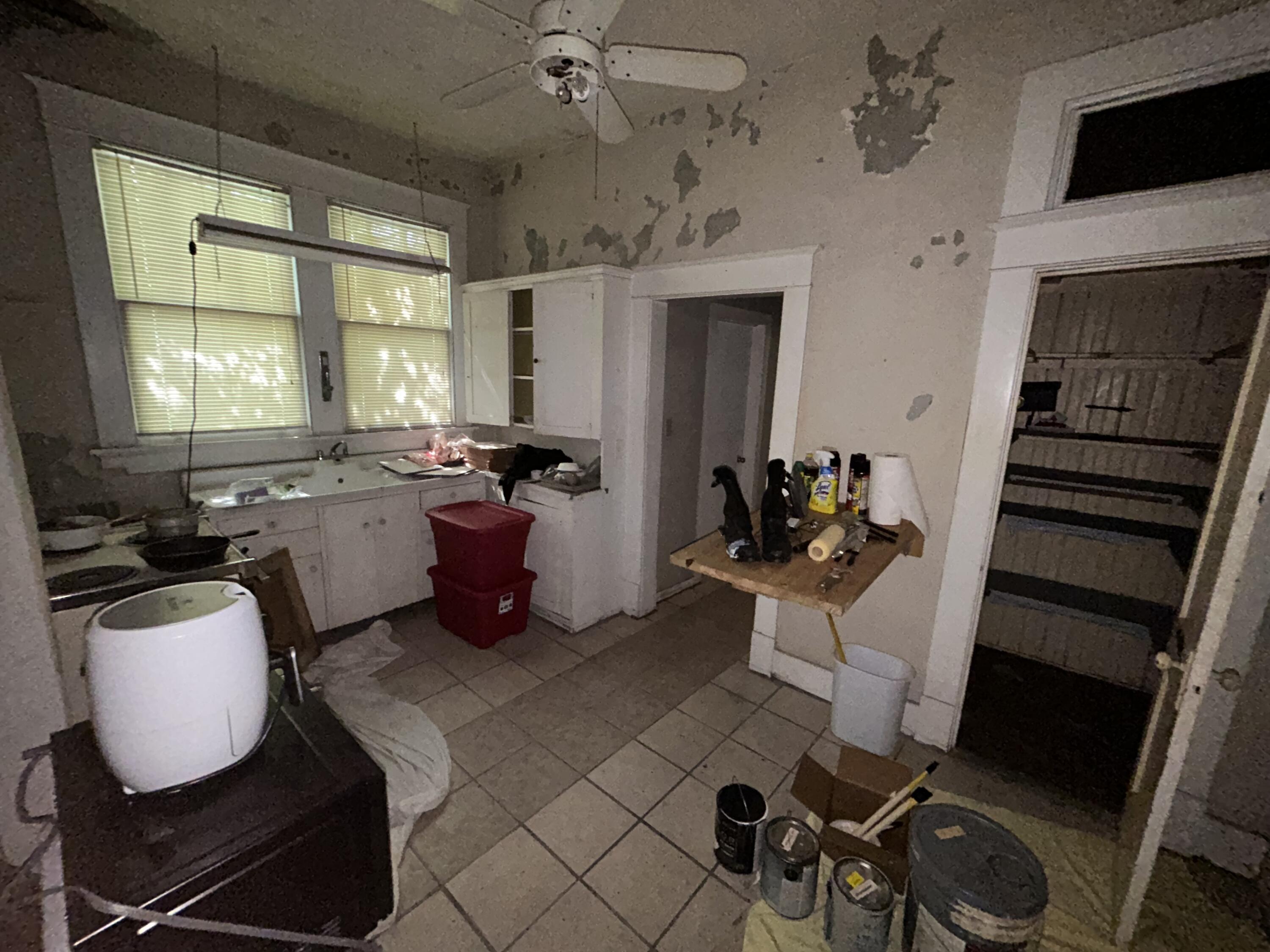 2144 Central Avenue Augusta, GA 30904 - Photo 4 of 12 Kitchen