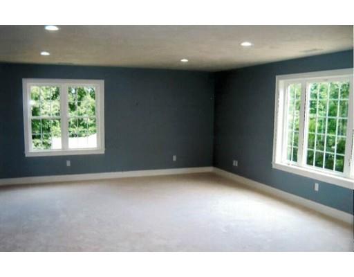 6 Ridge Road Shrewsbury, MA 01545 - Photo 8 of 10 Gallery Image 8