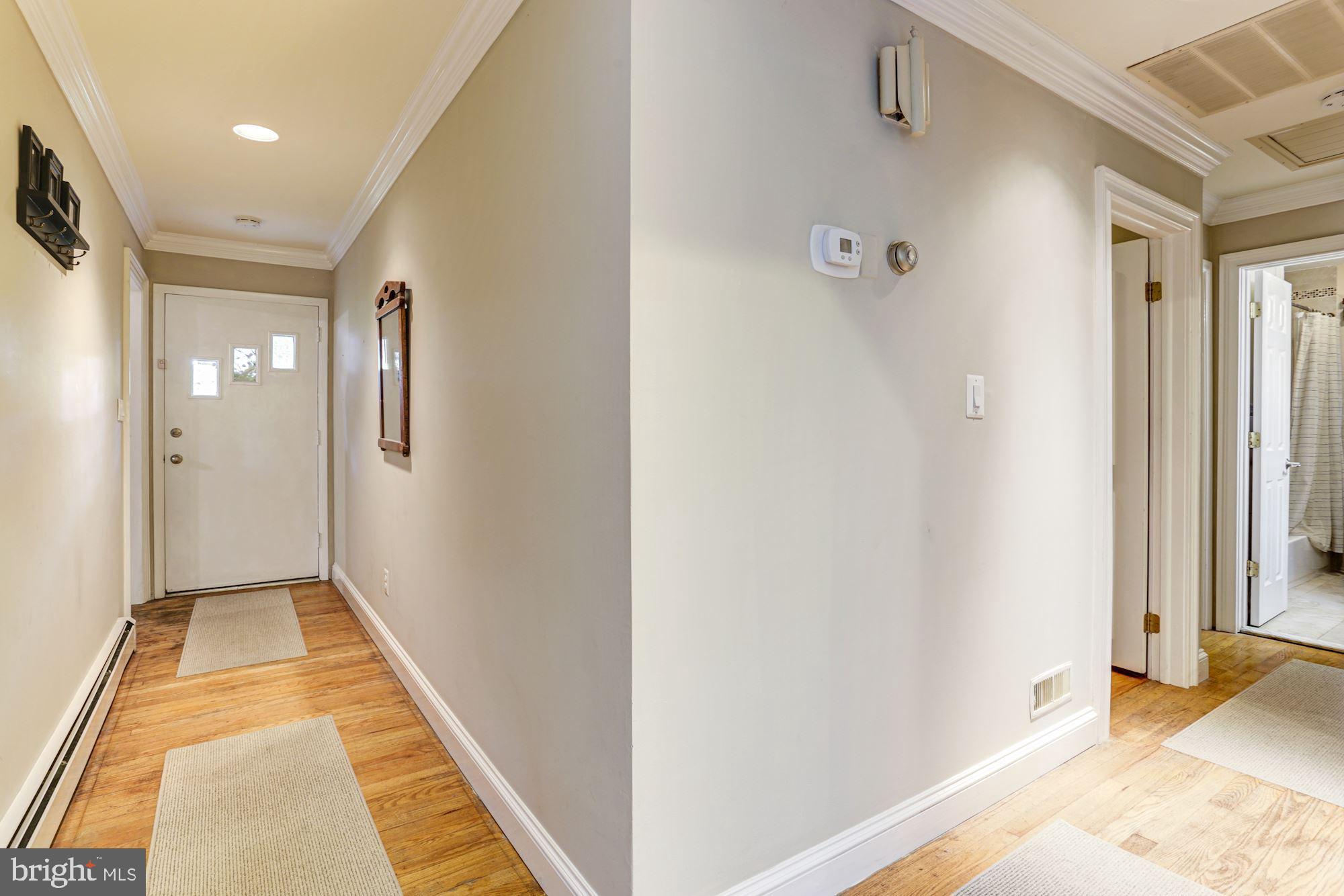 3686 Ridgeview Road Ijamsville, MD 21754 - Photo 2 of 34 Foyer