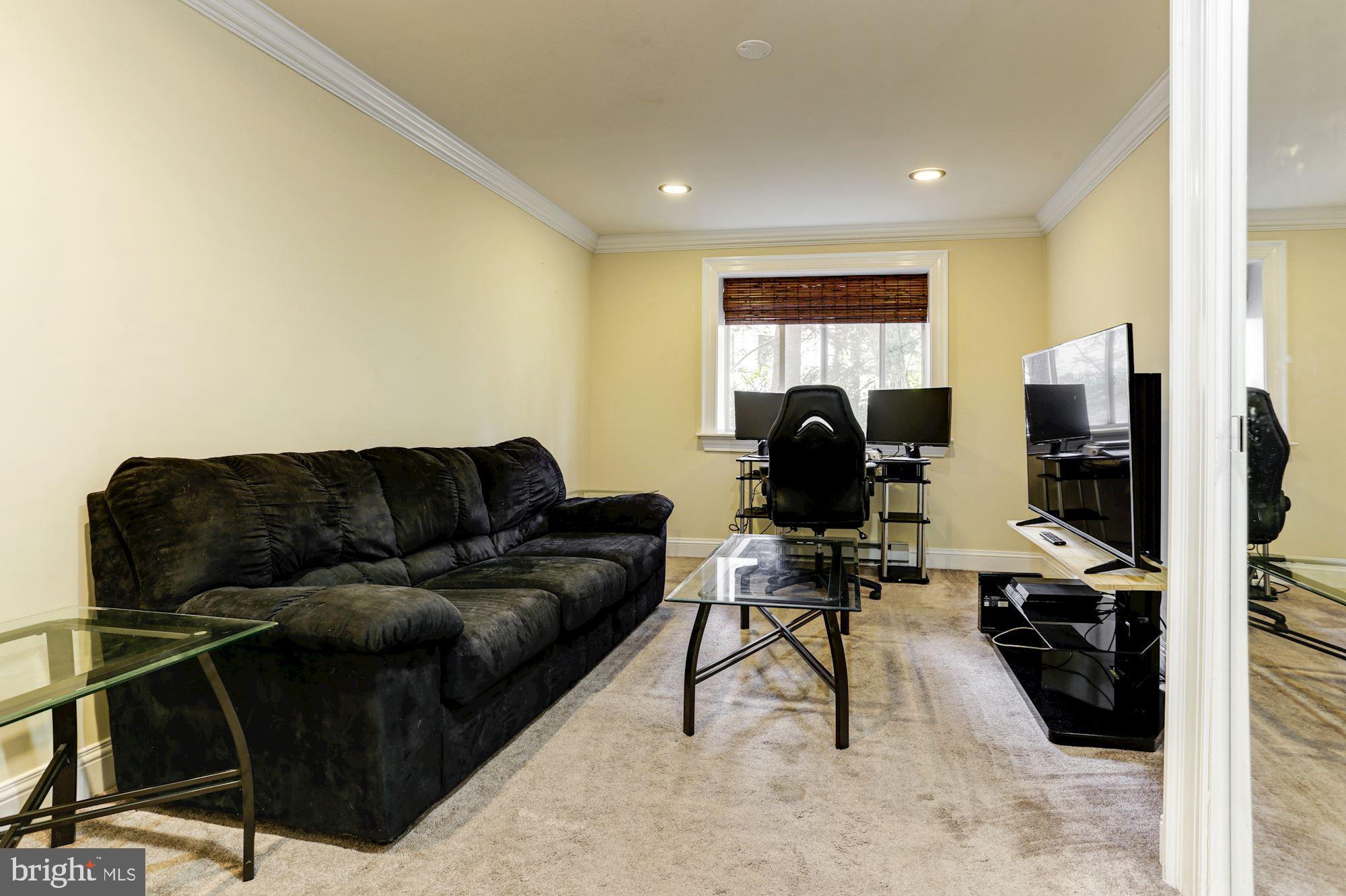 3686 Ridgeview Road Ijamsville, MD 21754 - Photo 23 of 34 Lower Level Bedroom