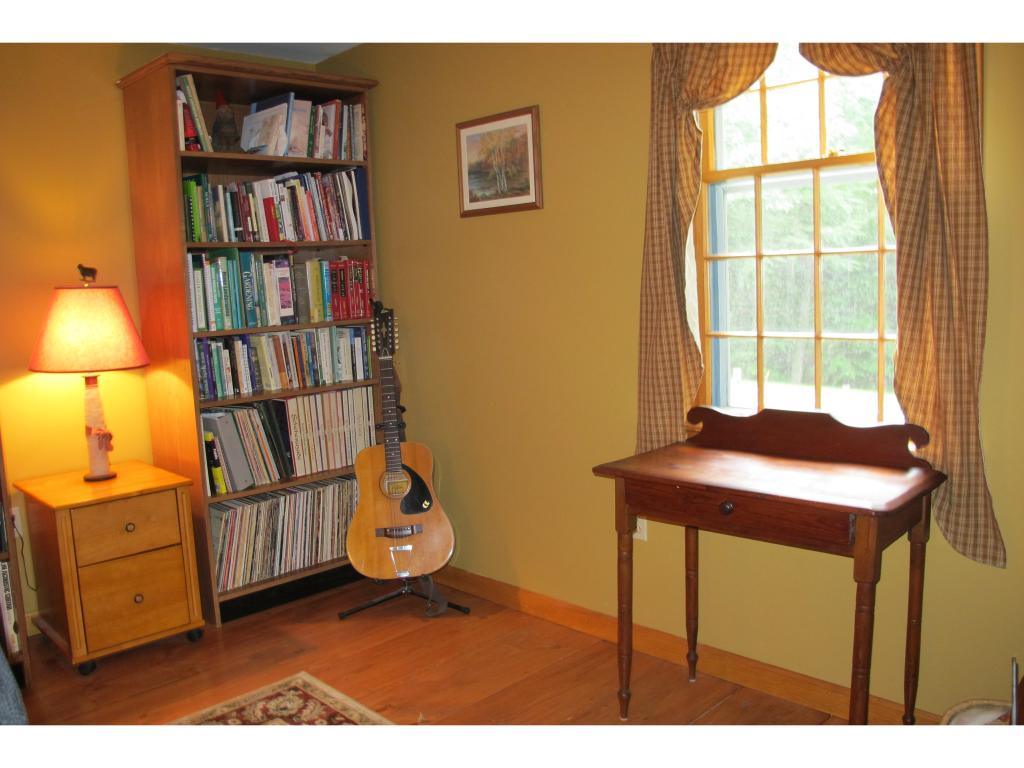94 Gile Road Nottingham, NH 03290 - Photo 16 of 33