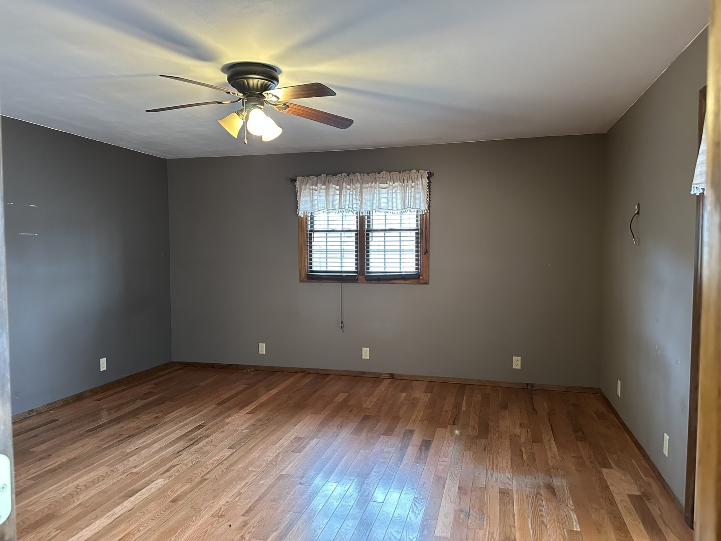12855 Lawrence Road Sterling, IL 61081 - Photo 10 of 30 Gallery Image 10