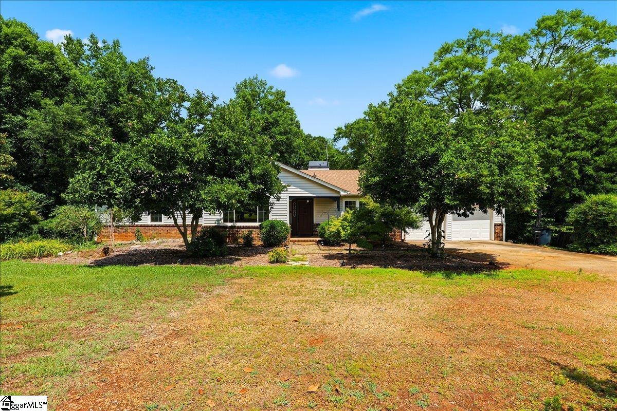 3184 Highway 14 Greer, SC 29651 - Photo 2 of 48