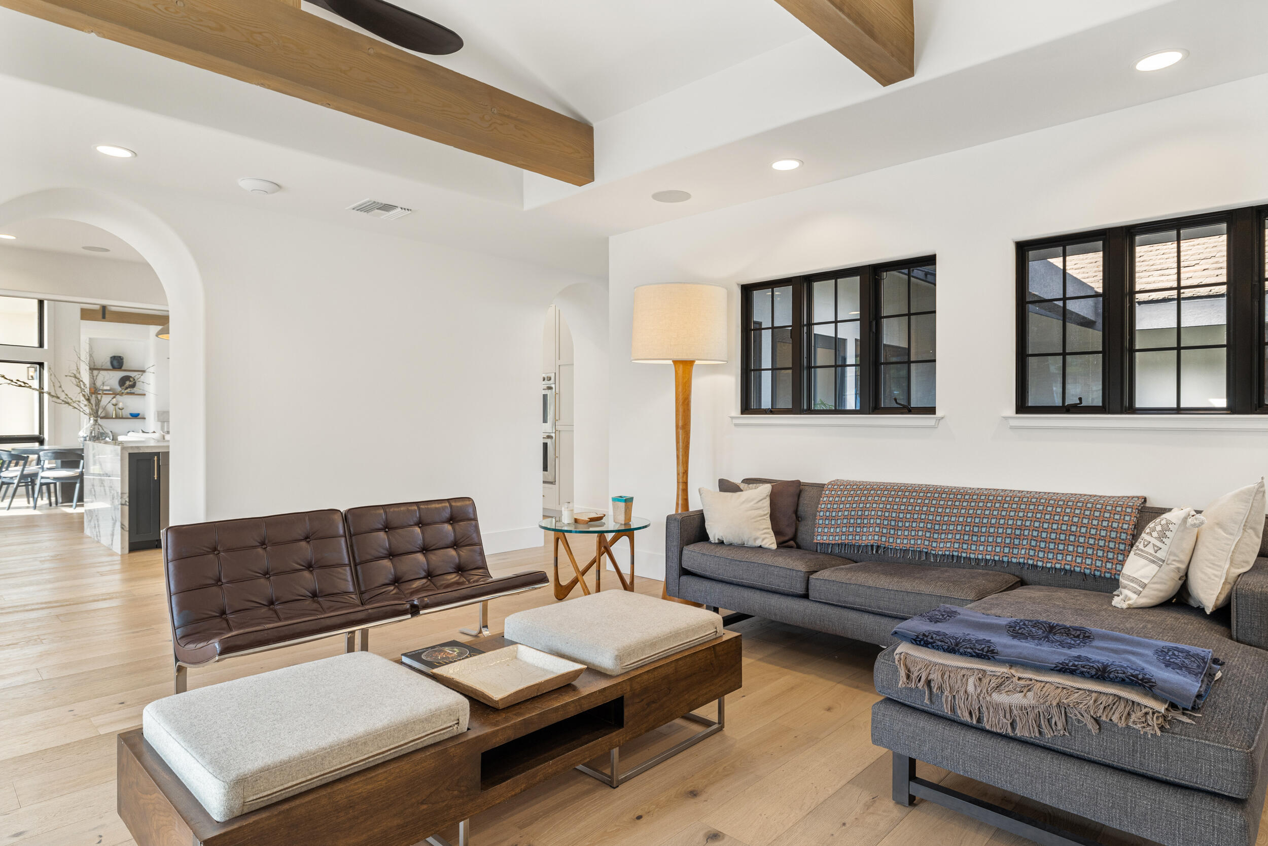 72420 Silver Spur Lane Rancho Mirage, CA 92270 - Photo 21 of 86 a living room with furniture and wooden floor