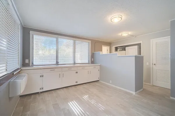 $1,300 | 1223 Cocoanut Avenue, Sarasota, FL 34236