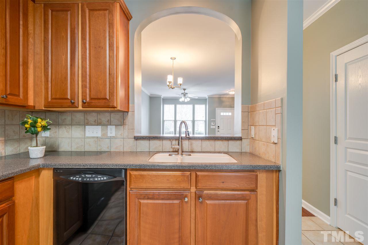 5105 Green Knight Court Raleigh, NC 27612 - Photo 4 of 11