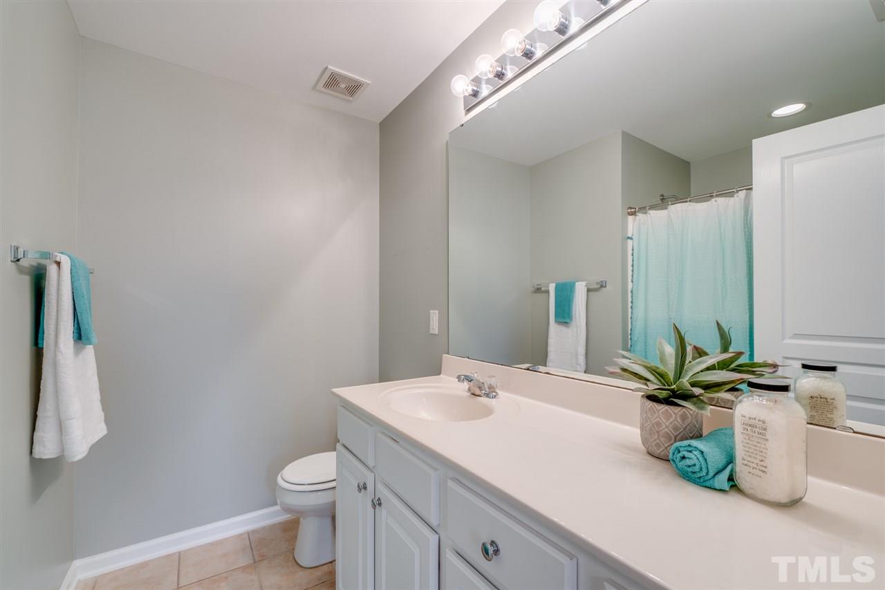 5105 Green Knight Court Raleigh, NC 27612 - Photo 6 of 11