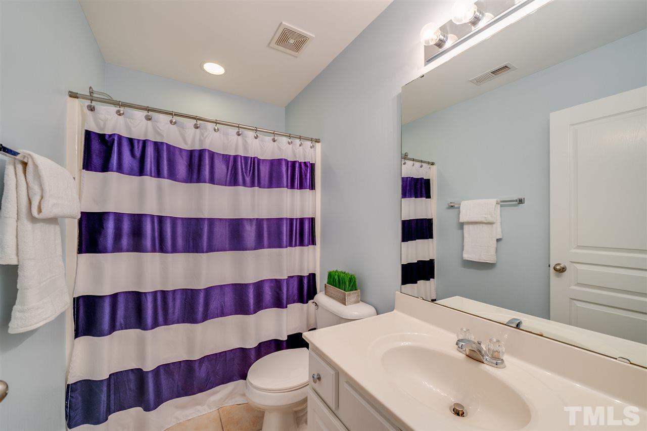 5105 Green Knight Court Raleigh, NC 27612 - Photo 8 of 11