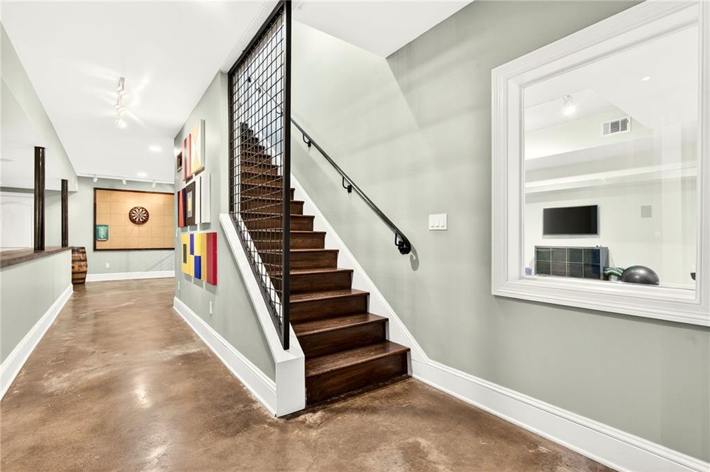 5759 Riverside Drive Atlanta, GA 30327 - Photo 32 of 46