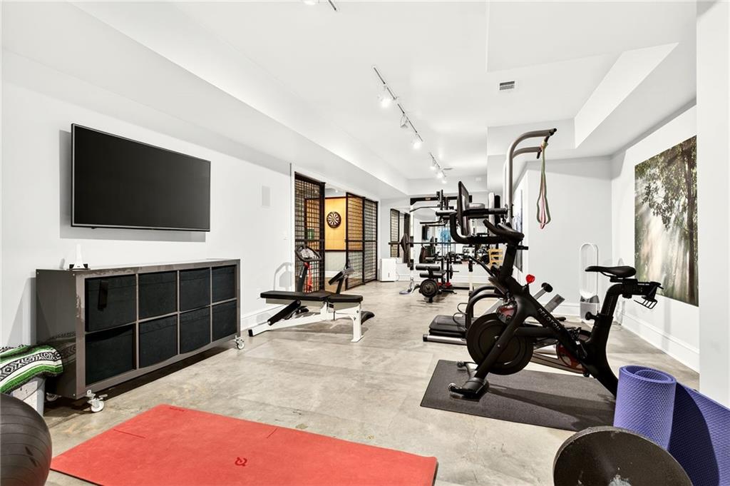 5759 Riverside Drive Atlanta, GA 30327 - Photo 39 of 46