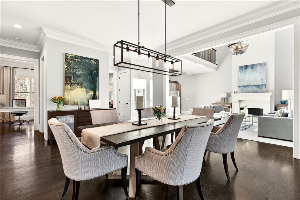 5759 Riverside Drive Atlanta, GA 30327 - Photo 8 of 46