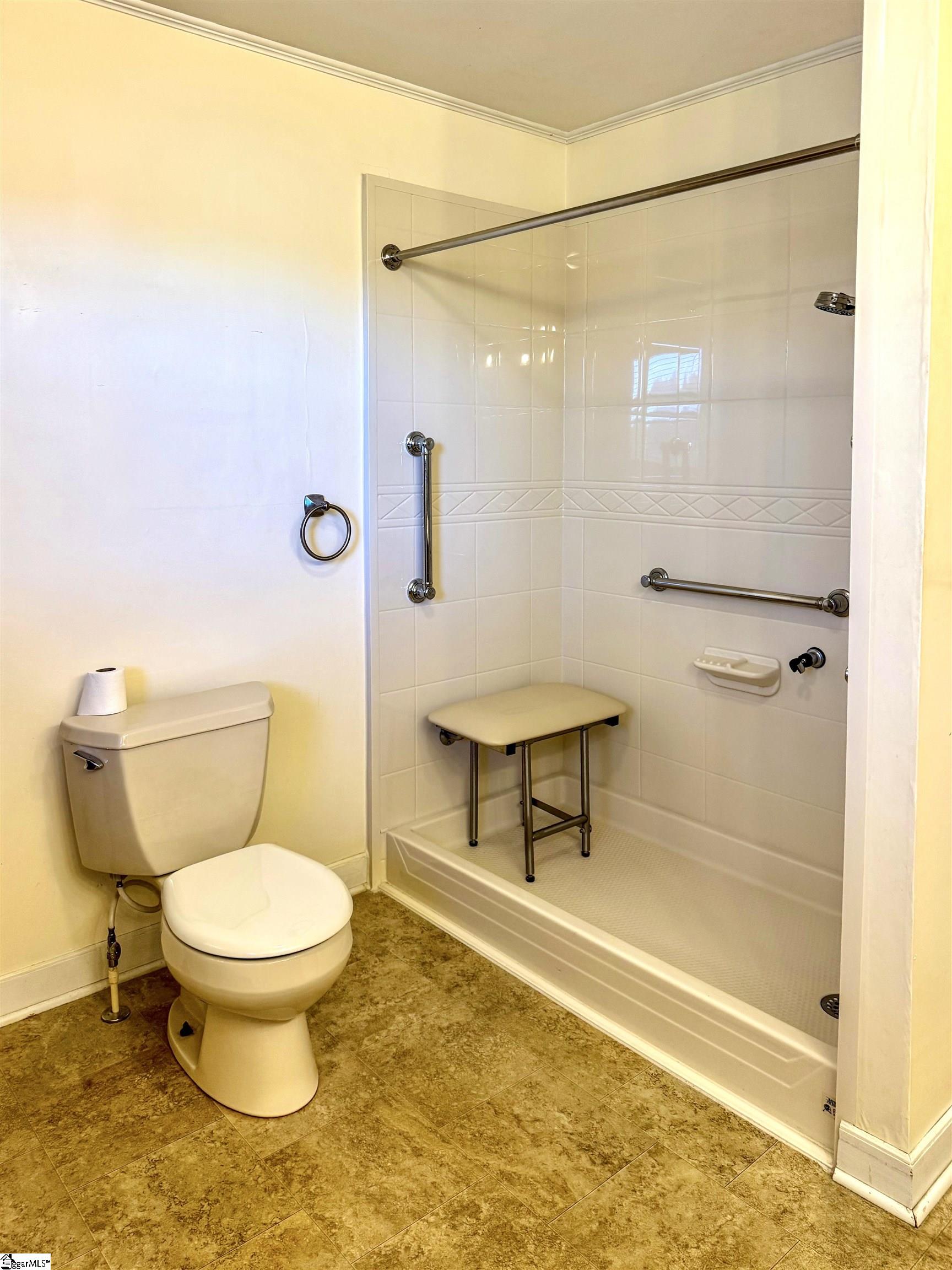 1460 Henderson Road Gray Court, SC 29645 - Photo 15 of 19 Gallery Image 15
