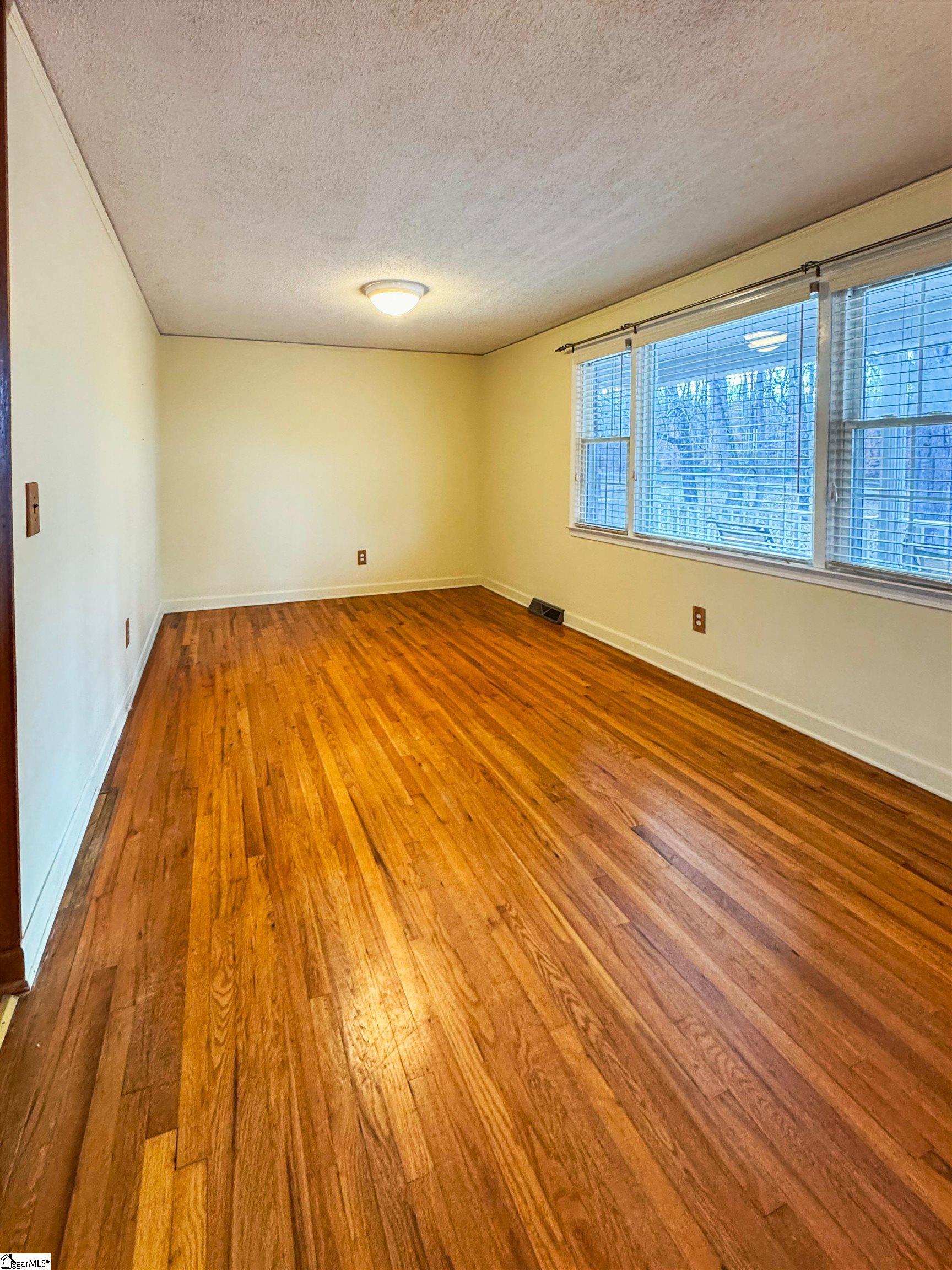1460 Henderson Road Gray Court, SC 29645 - Photo 8 of 19 Gallery Image 8