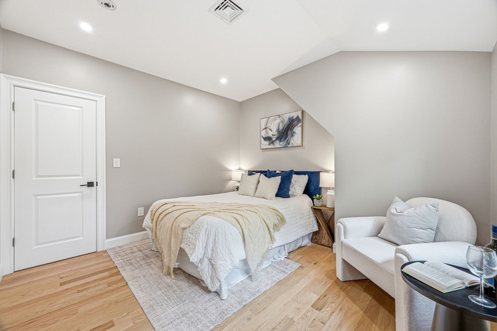 63 Russell Road Wellesley, MA 02482 - Photo 24 of 28 Gallery Image 24