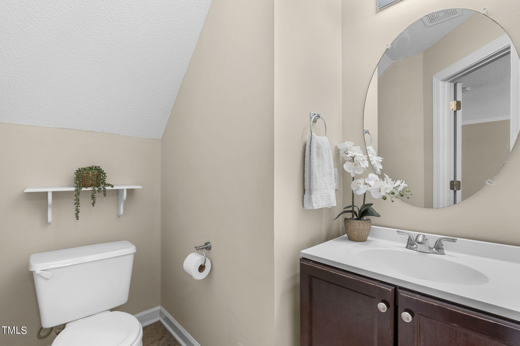 7320 Bonnie Ridge Court Raleigh, NC 27615 - Photo 17 of 29 1st Floor Half bath