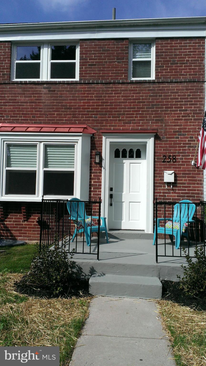 258 Ridge Avenue Towson, MD 21286 - Photo 2 of 24 Exterior (Front)