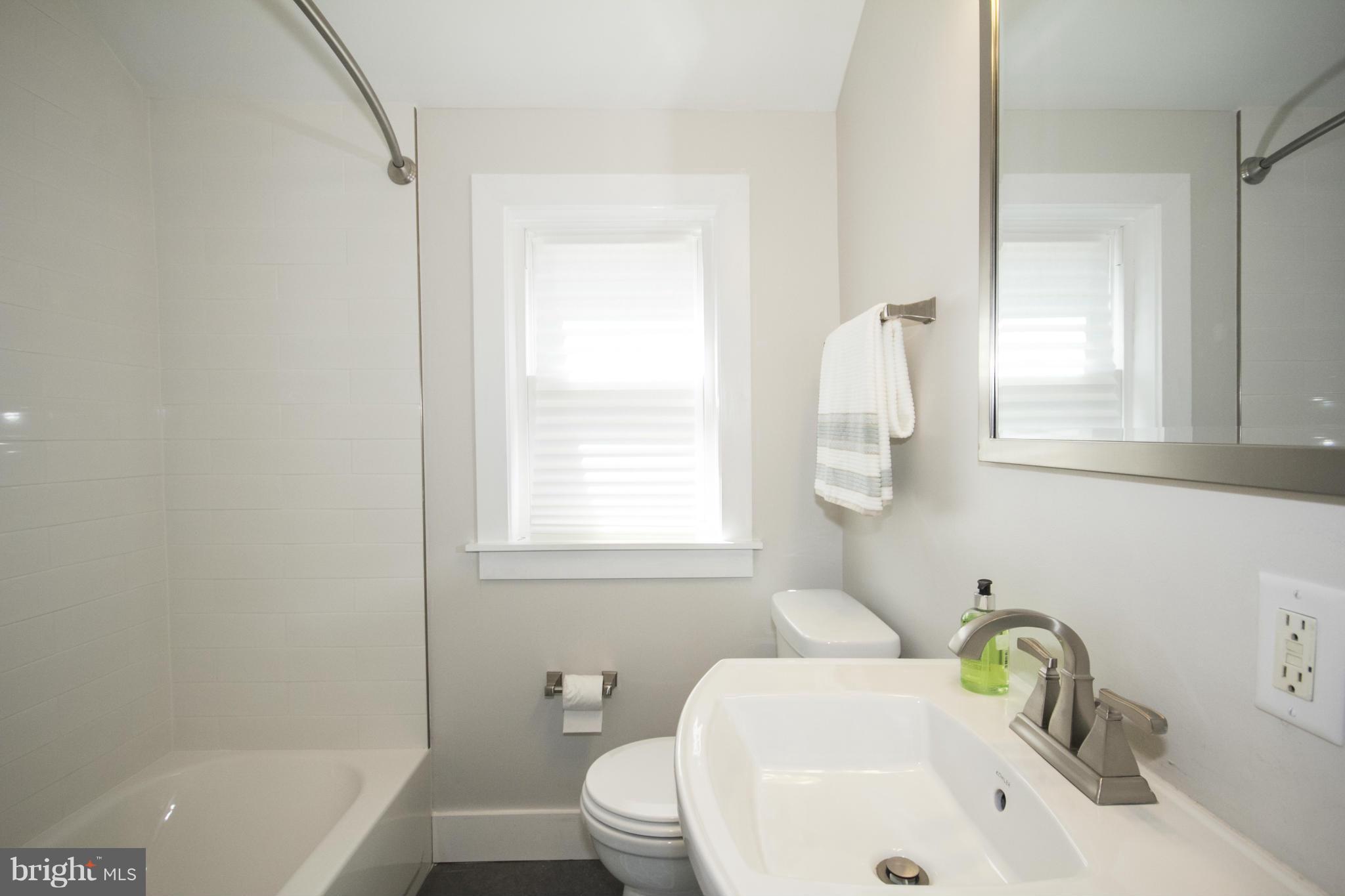 258 Ridge Avenue Towson, MD 21286 - Photo 12 of 24 Bath