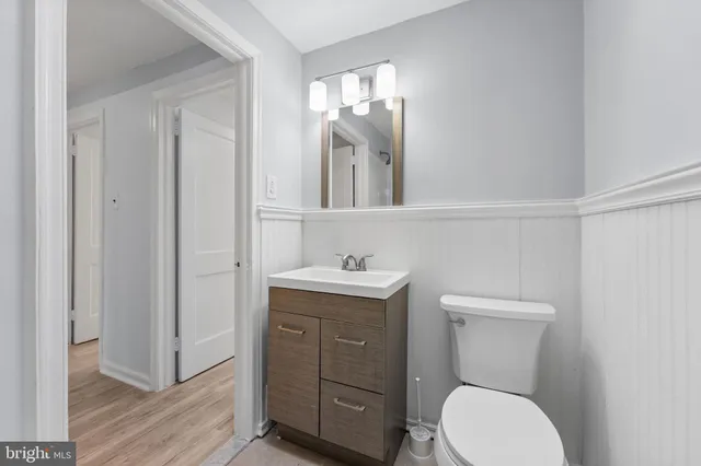 $240,000 | 17 Folcroft Avenue, Folcroft, PA 19032