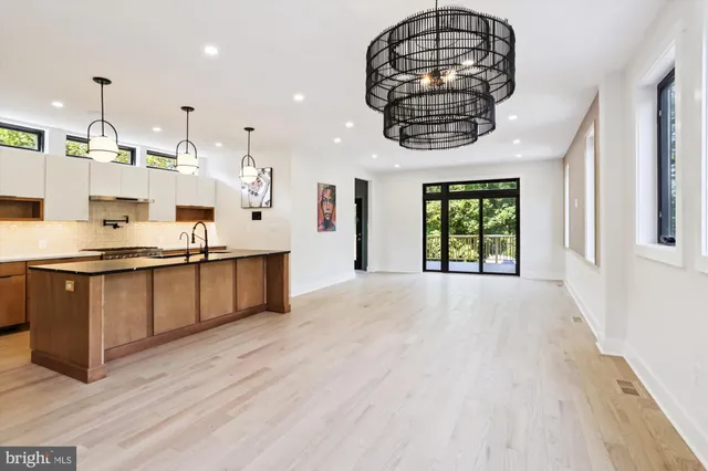 $1,950,000 | 6701 Allegheny Avenue, Takoma Park, MD 20912