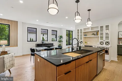 $1,839,000 | 6701 Allegheny Avenue, Takoma Park, MD 20912