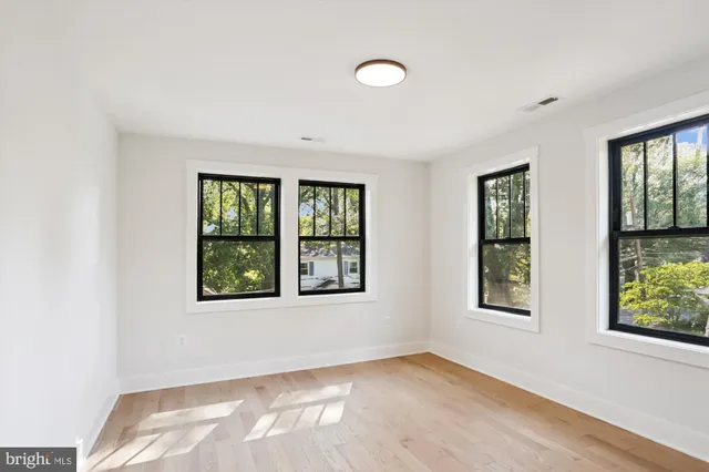 $1,950,000 | 6701 Allegheny Avenue, Takoma Park, MD 20912