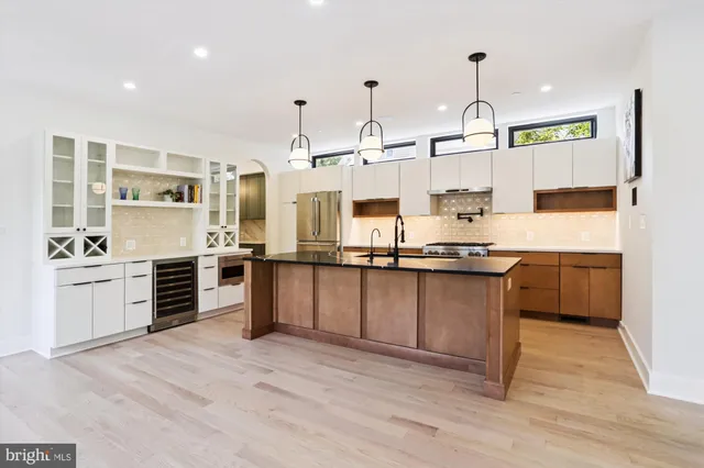 $1,950,000 | 6701 Allegheny Avenue, Takoma Park, MD 20912