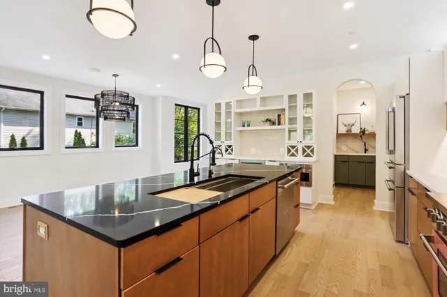 $1,950,000 | 6701 Allegheny Avenue, Takoma Park, MD 20912