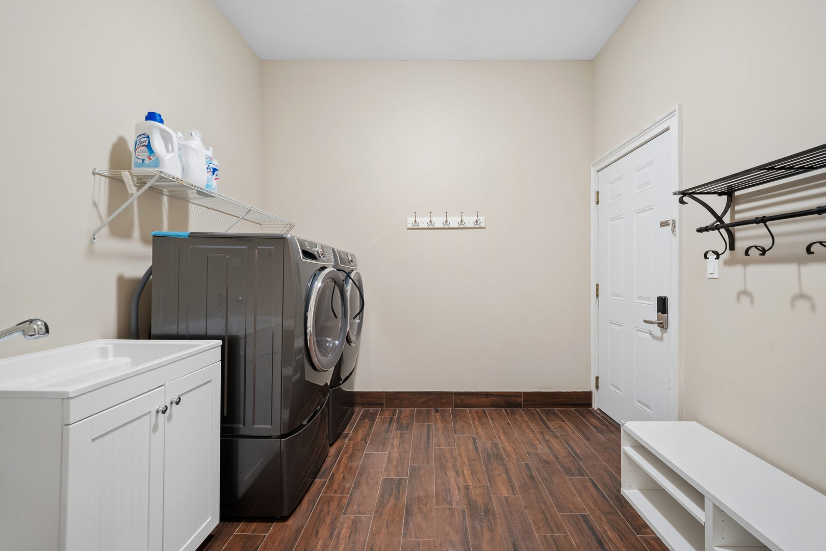 940 Freeman Road Hoffman Estates, IL 60192 - Photo 22 of 37