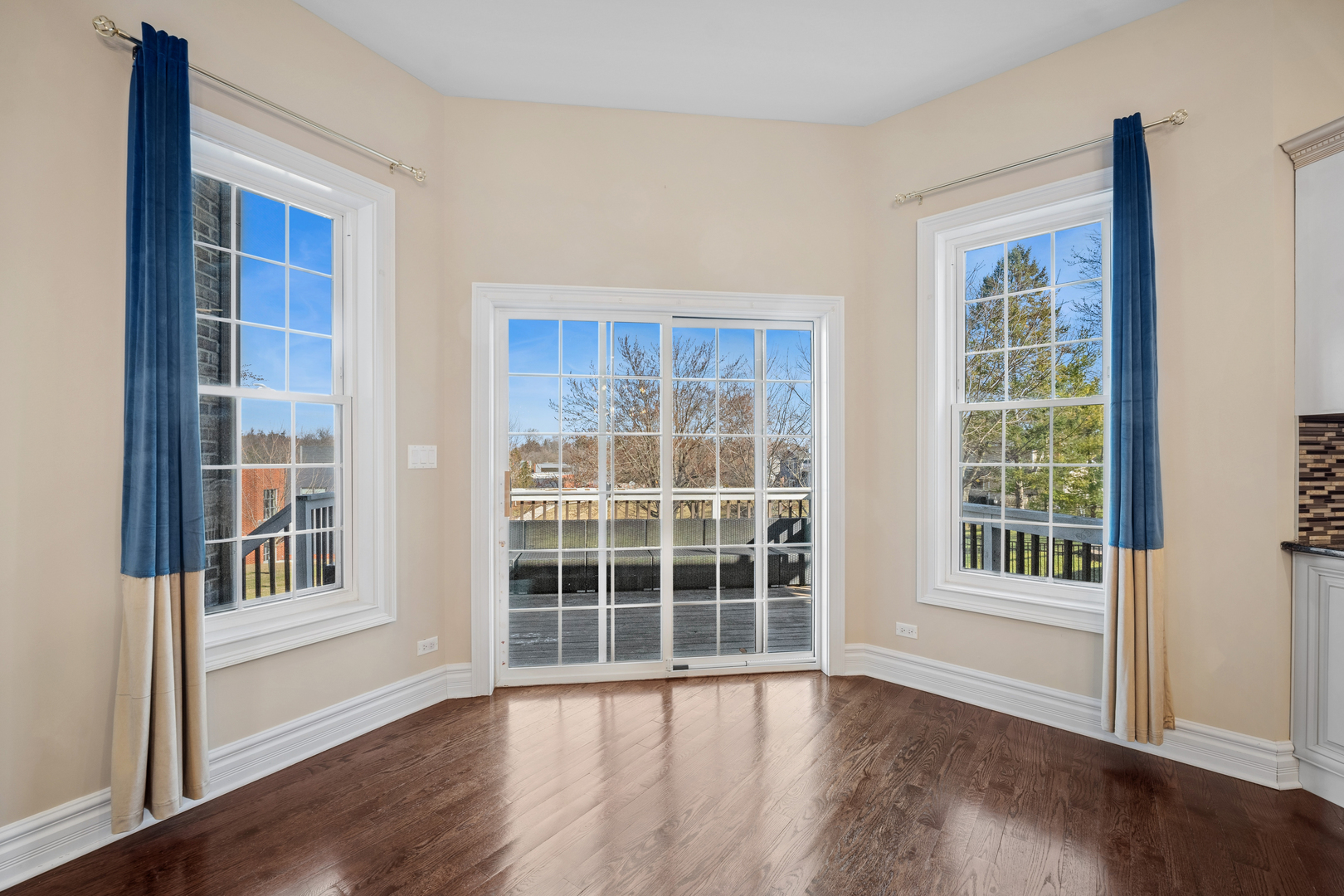 940 Freeman Road Hoffman Estates, IL 60192 - Photo 8 of 37