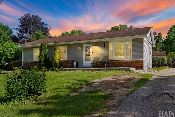 $299,000 | 509 Rand Drive, McHenry, IL 60051