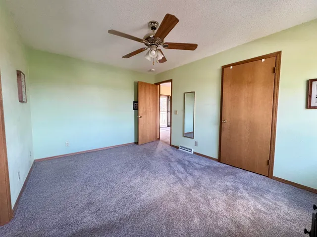 $525,000 | 28632 County Hwy BA, Richland Center, WI 53581