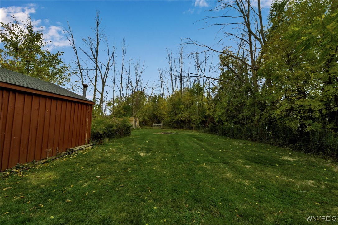 3727 Youngstown Road Wilson, NY 14172 - Photo 5 of 40