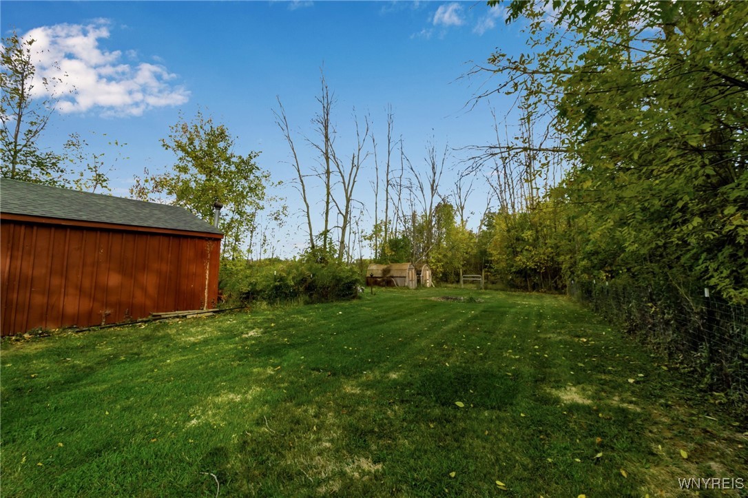 3727 Youngstown Road Wilson, NY 14172 - Photo 6 of 40