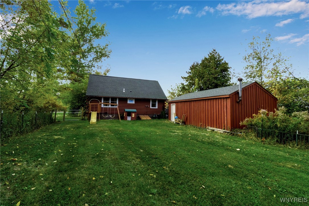 3727 Youngstown Road Wilson, NY 14172 - Photo 8 of 40