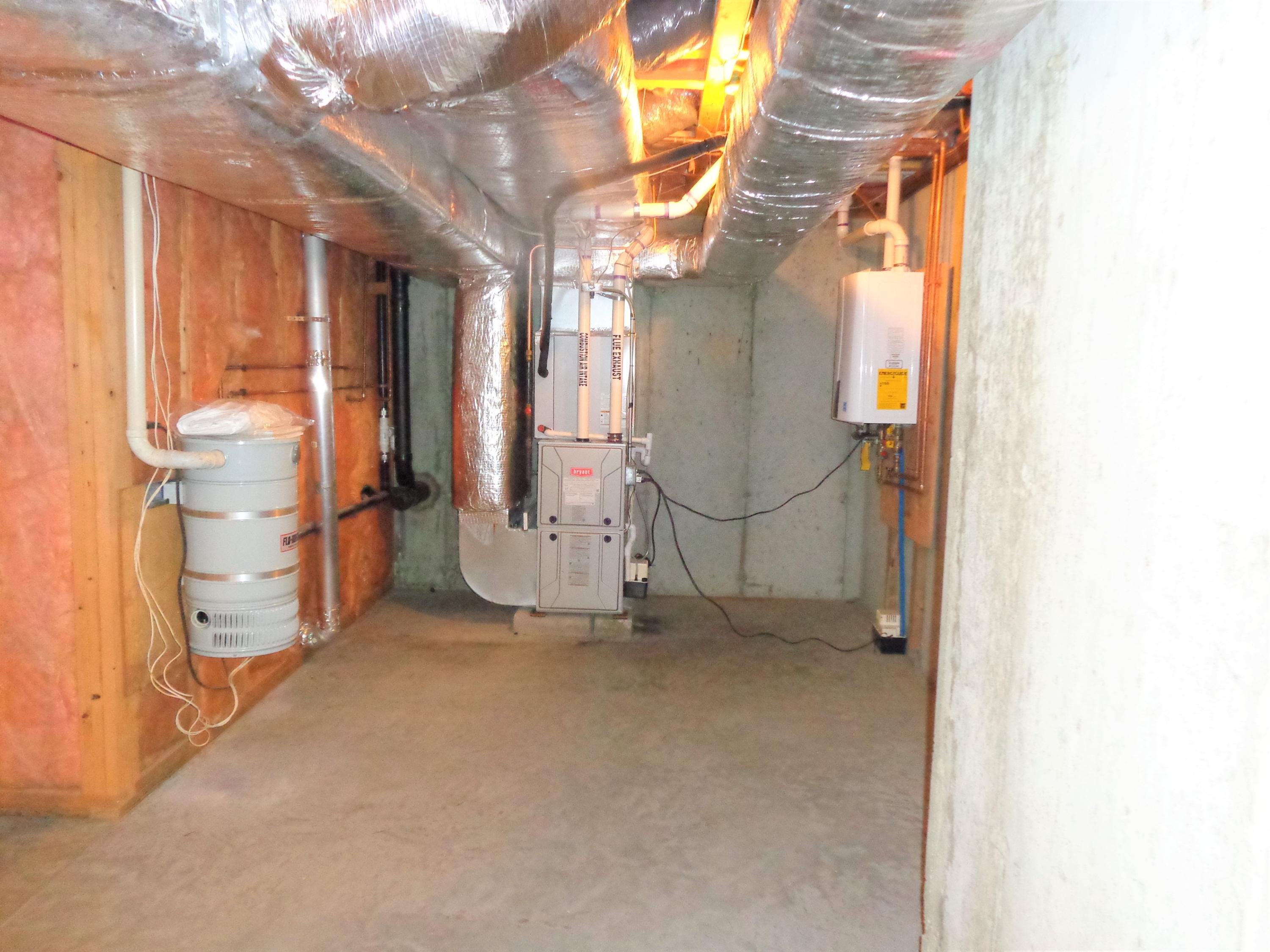 164 Long Pond Road Wellfleet, MA 02667 - Photo 26 of 33 a view of empty room