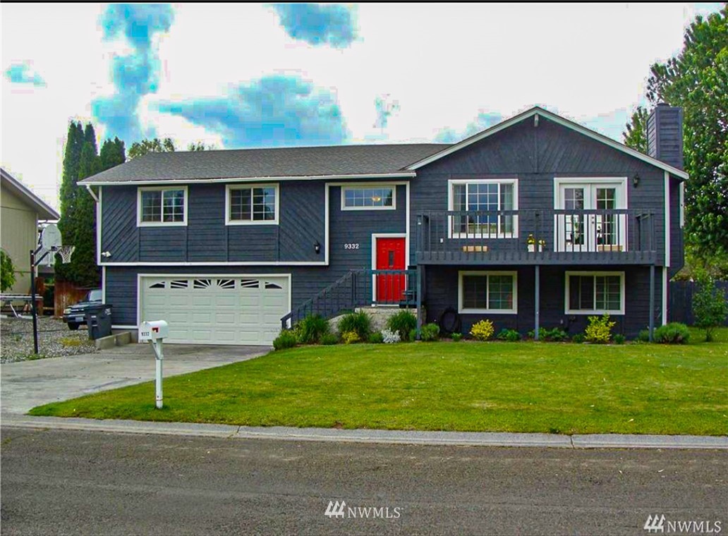 9332 Goodrich Road Southeast Moses Lake, WA 98837 - Photo 1 of 38 Gallery Image 1