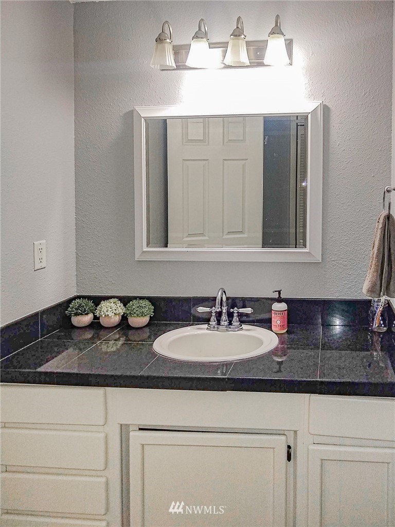 9332 Goodrich Road Southeast Moses Lake, WA 98837 - Photo 31 of 38 Gallery Image 31
