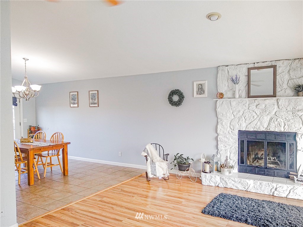 9332 Goodrich Road Southeast Moses Lake, WA 98837 - Photo 9 of 38 Gallery Image 9