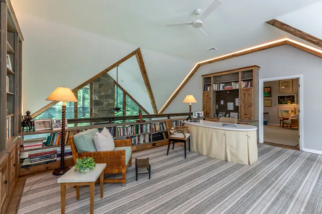 $4,150,000 | 8 Heritage Island Road, New Fairfield, CT 06812