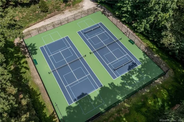 $4,150,000 | 8 Heritage Island Road, New Fairfield, CT 06812