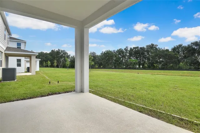 $349,982 | 733 Lake Dell Drive, Dundee, FL 33838