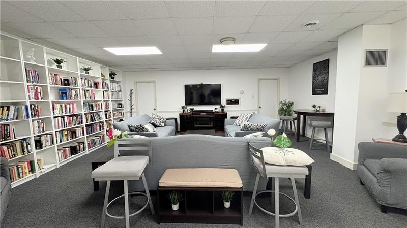 5 Bayard Road, Unit 907 Pittsburgh, PA 15213 - Photo 31 of 38 Gallery Image 31