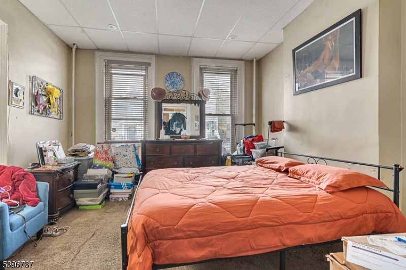 14 Crown Street Bloomfield, NJ 07003 - Photo 12 of 27