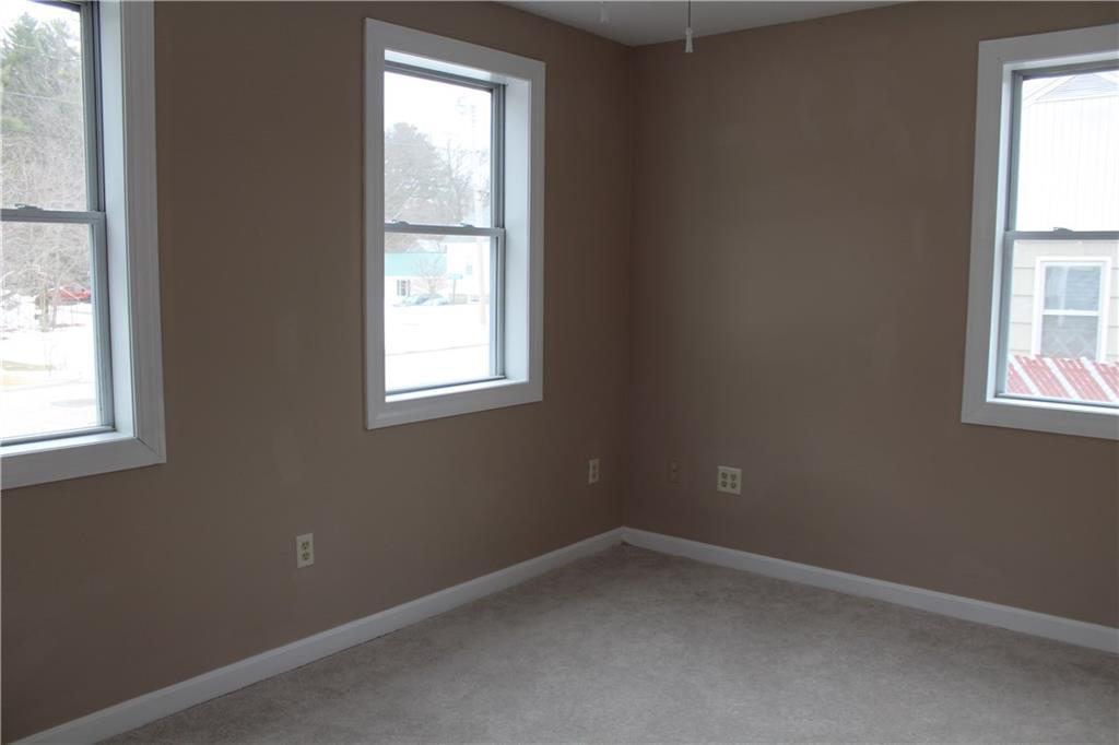 26 Prospect Street Springvale, ME 04083 - Photo 3 of 14 Photo