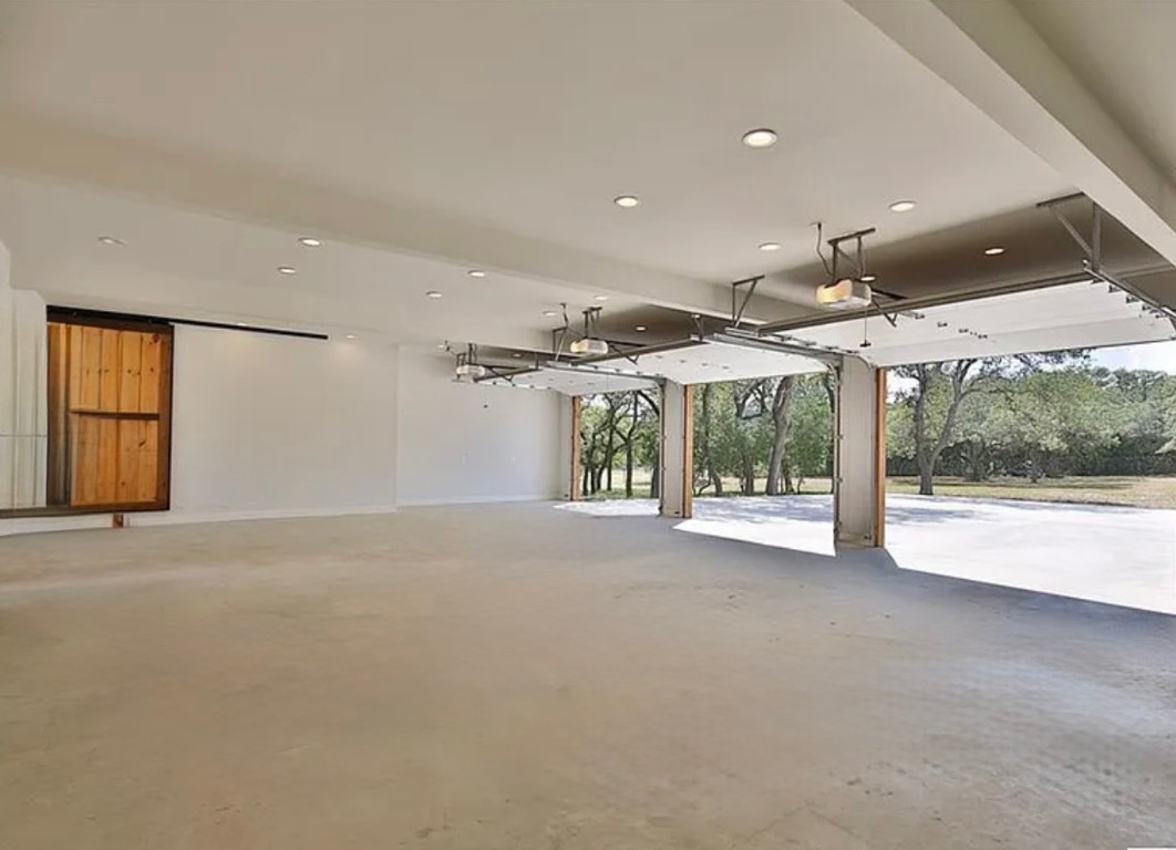 1159 Astral Point Spring Branch, TX 78070 - Photo 4 of 38