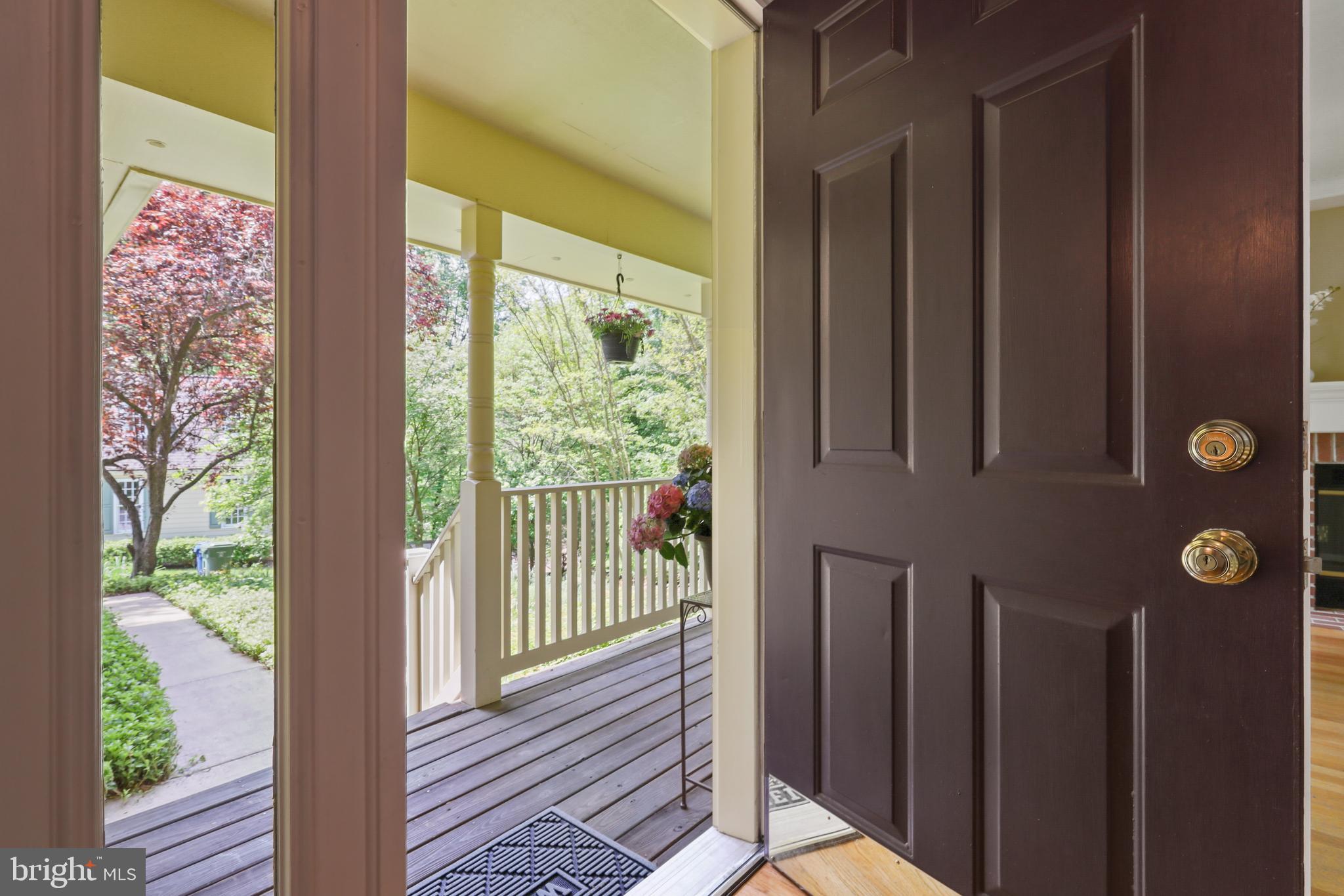 2002 Fairbank Road Baltimore, MD 21209 - Photo 6 of 57